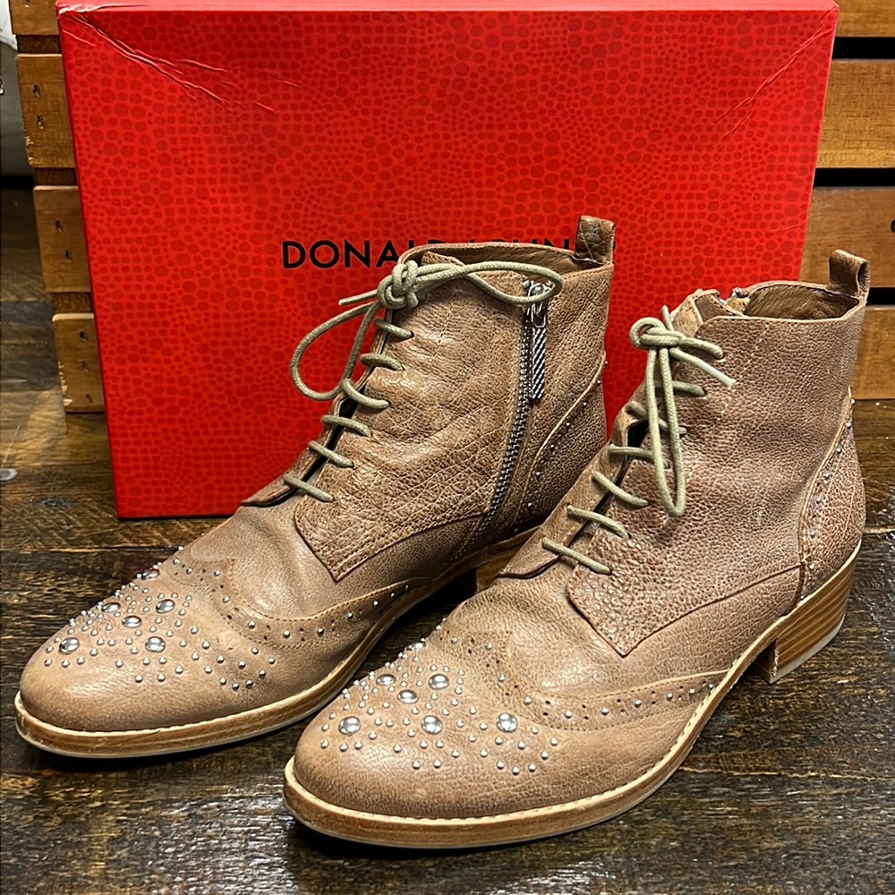 Donald Pliner Booties